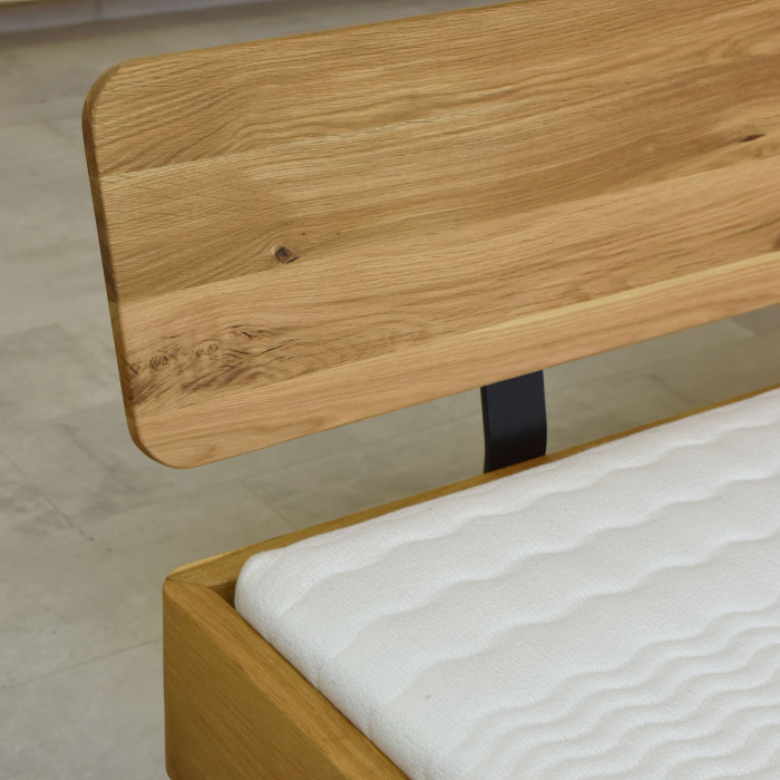 Zaokrąglone podwójne łóżko wykonane z litego drewna dębowego180 x 200 cm  - 6