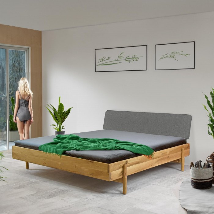 Łóżko dębowe w stylu skandynawskim na nogach 180 x 200 cm Satvar , {PARENT_CATEGORY_NAME - 1
